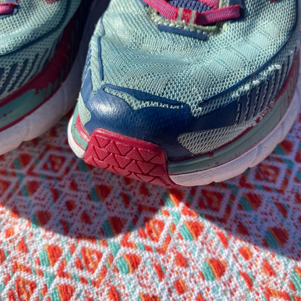 Hoka size 8 - Picture 6 of 11